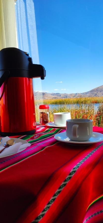 Uros Maya Lodge Puno Exteriér fotografie
